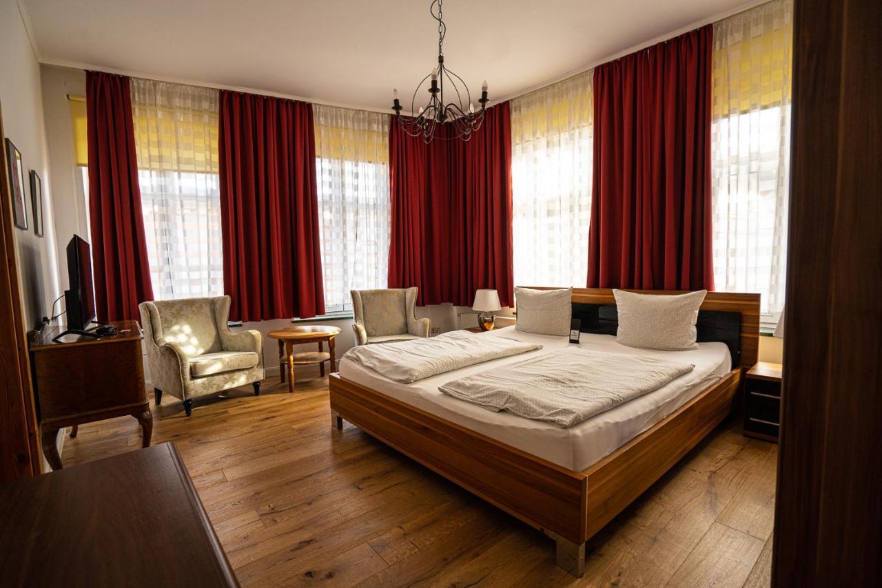 Pension Am Dom Schwerin  Extérieur photo