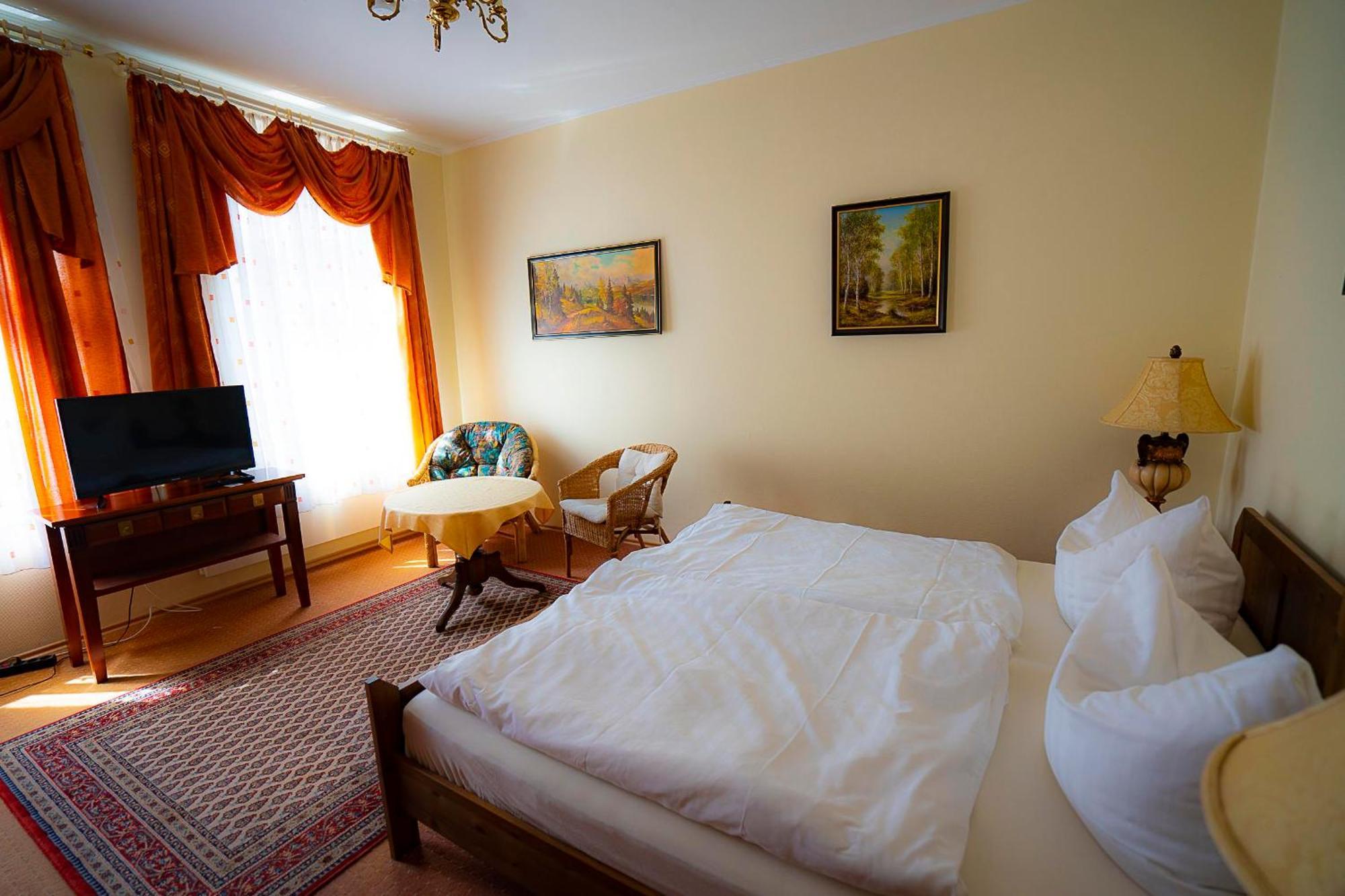 Pension Am Dom Schwerin  Chambre photo